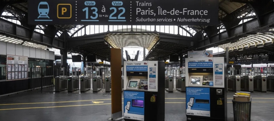 Un incendio provocado paraliza una de las grandes estaciones de París