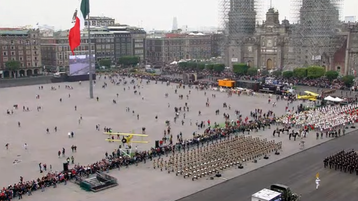 Asi se vive el desfile cívico militar por el 112 aniversario de la Revolución Mexicana 