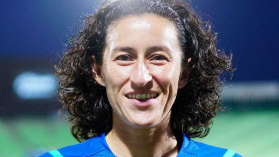 Tania Morales dice adiós a las canchas