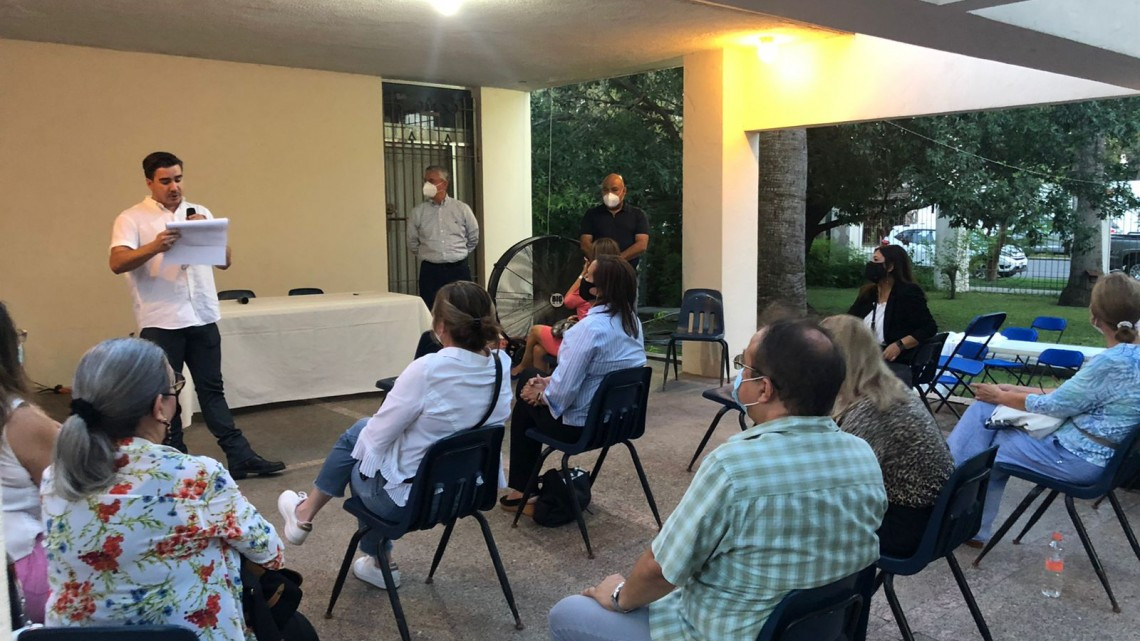 Exigen colonos reubicación de campamento migrante de 'Plaza de la República'