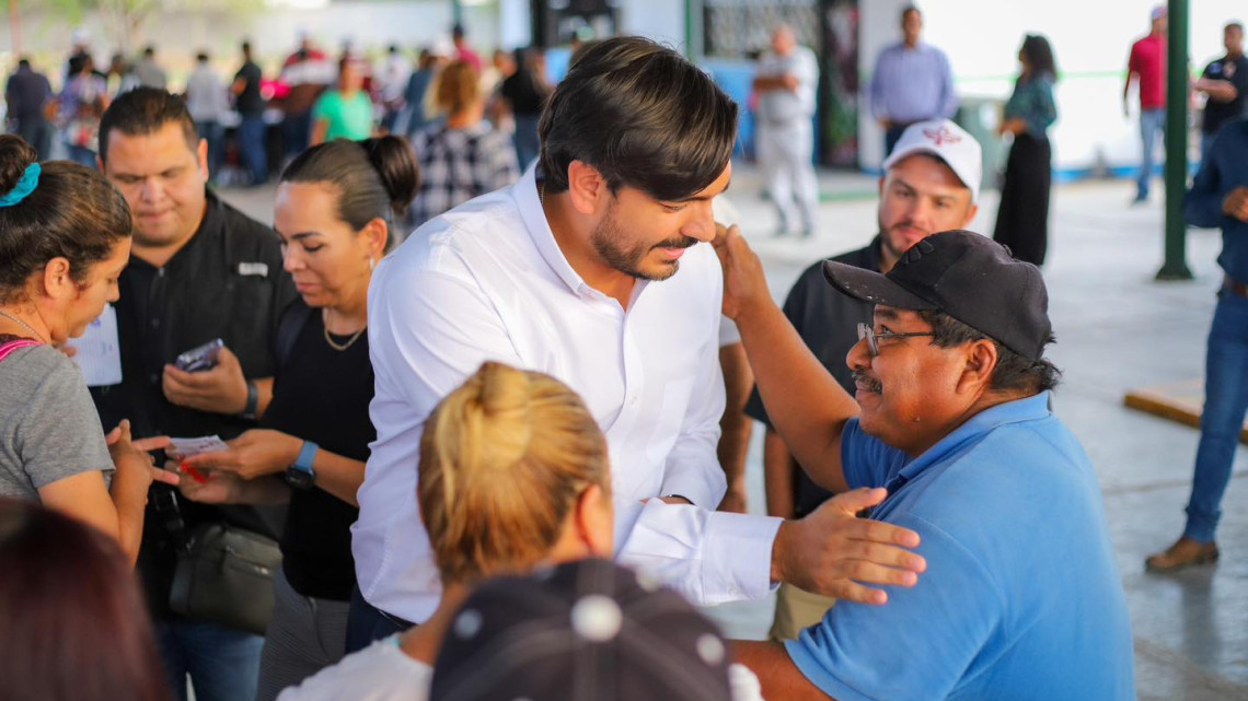 Inscribió Carlos Peña Ortiz a familias de Unidad Obrera en Programa Municipal 