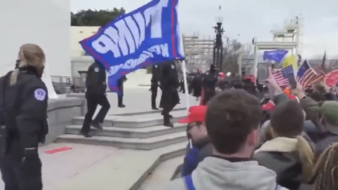 Seguidores de Trump protestan frente al Capitolio de Estados Unidos