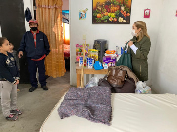 DIF Reynosa apoya a familia de la Colonia Villas de Loma Real