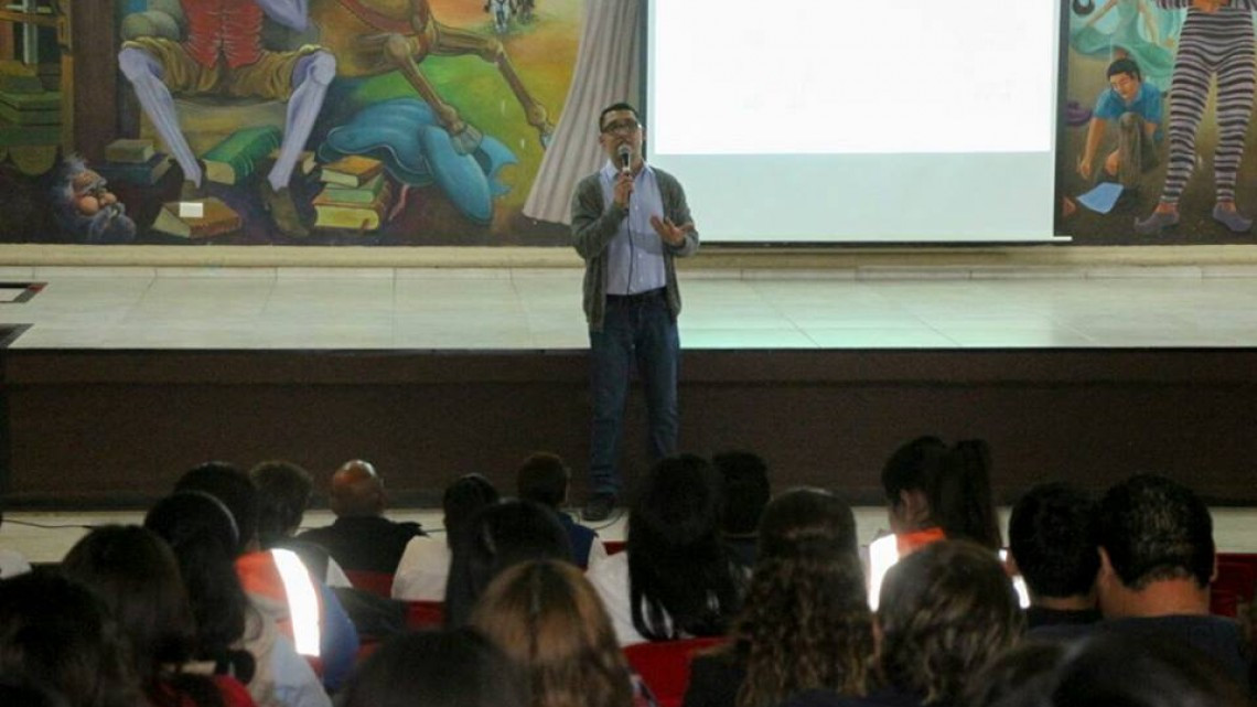 Realizan conferencia "Uso de un Lenguaje Incluyente y No Sexista"