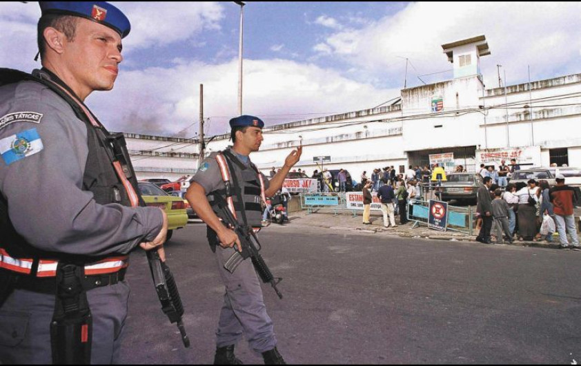 Seis heridos tras ataque con una hacha en escuela de Brasil