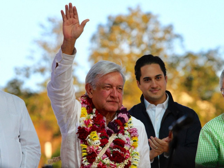 Mantenimiento de carreteras prioridad del gobierno federal: AMLO