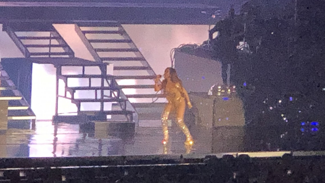 Gloria Trevi se convierte en 'Diosa de la noche' en el Payne Arena