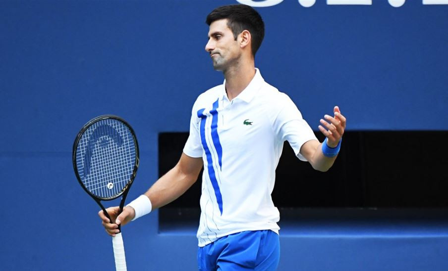 Descalifican a Djokovic  del US Open tras pelotazo no intencional a jueza