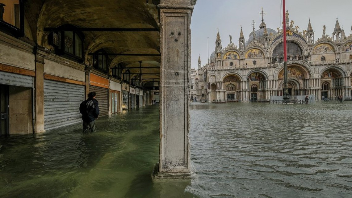 Al menos 10 muertos por inundaciones en Italia 