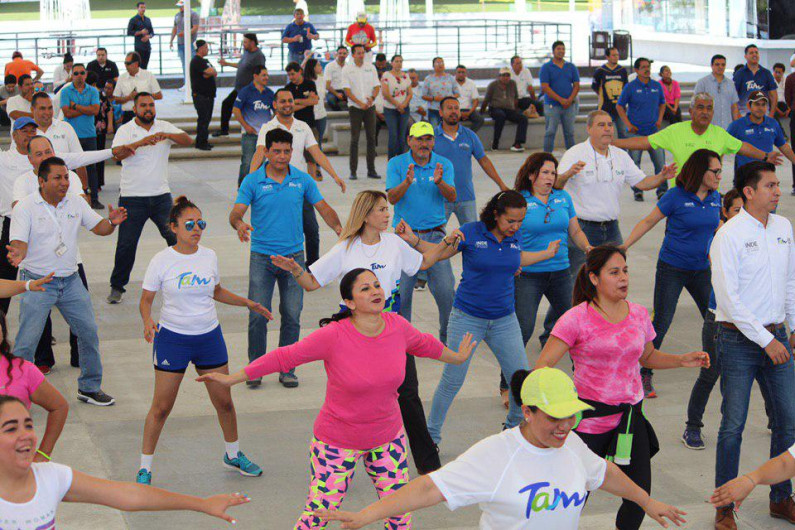 Trabajadores del INDE Tamaulipas se activan por una vida más saludable.