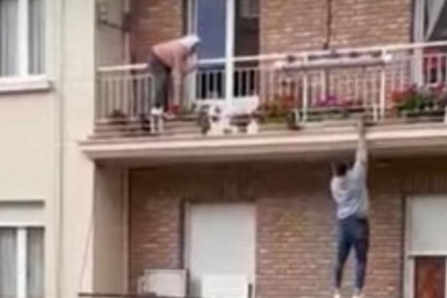 Joven trepa un edificio para rescatar a abuelita 