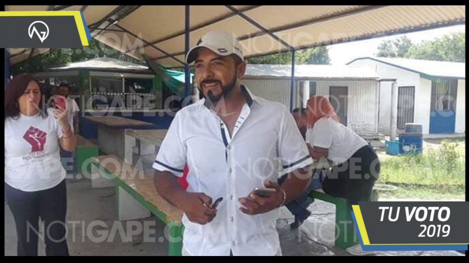 Acude a las urnas Juan Luis Gaytán candidato del Movimiento 20-32