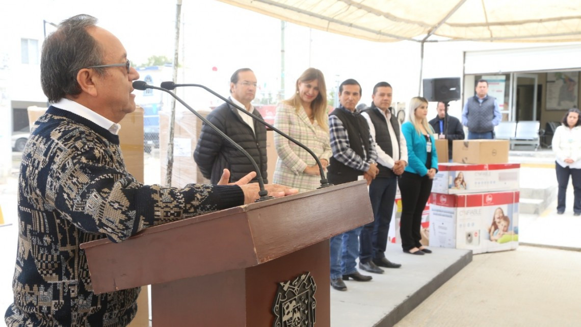 Equipamiento para dos Centros de Salud es entregado