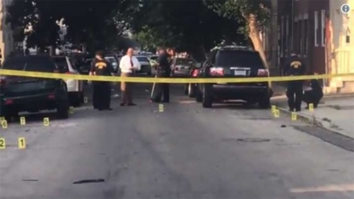 1 muertos y 4 heridos tras tiroteo en Filadelfia