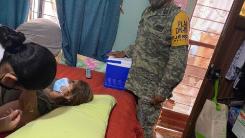 Brigadas Correcaminos vacunan contra el COVID-19 a más de 500 personas en su domicilio 