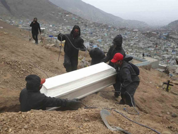 Al menos 450 mil muertos por coronavirus en el mundo