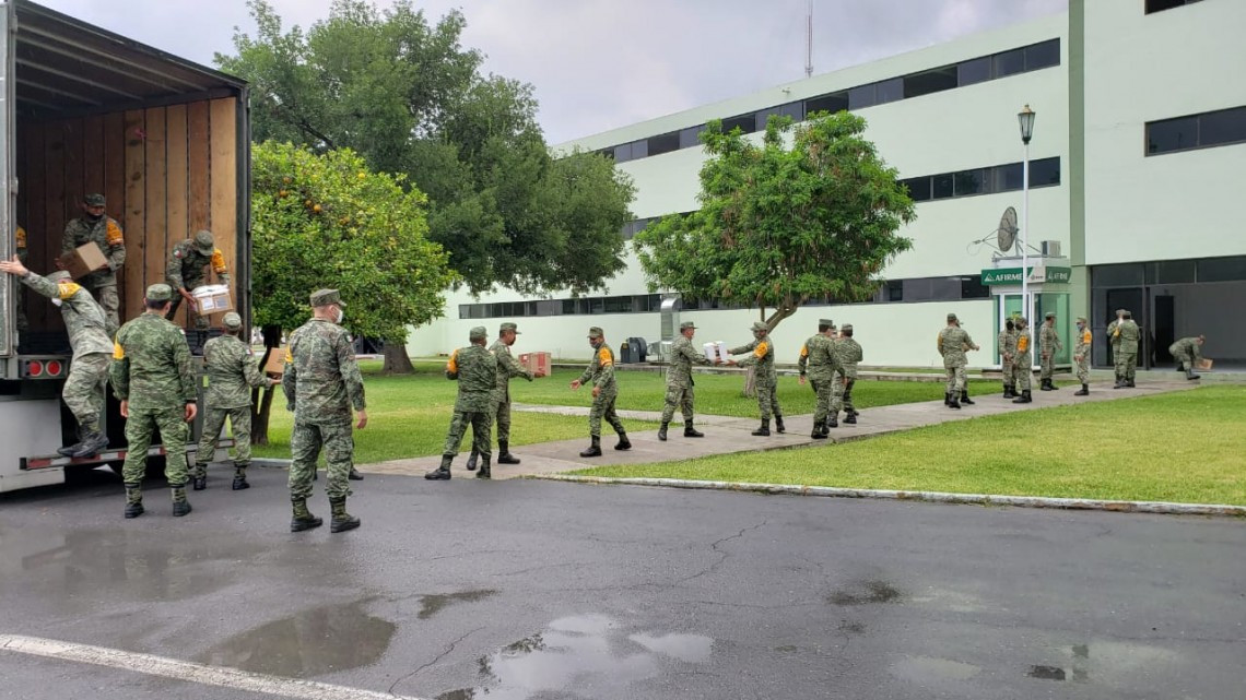 Arriban insumos y equipo médico para atender COVID-19