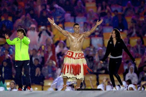 El abanderado de Tonga asistirá a los JJ.OO. de Invierno
