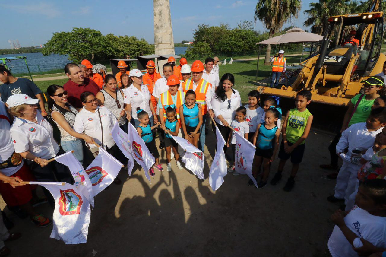 Arranca reconstrucción de pista de trote en Laguna del Carpintero