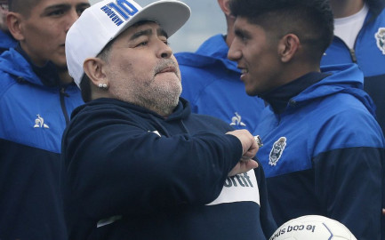 Maradona será operado por un coágulo en la cabeza
