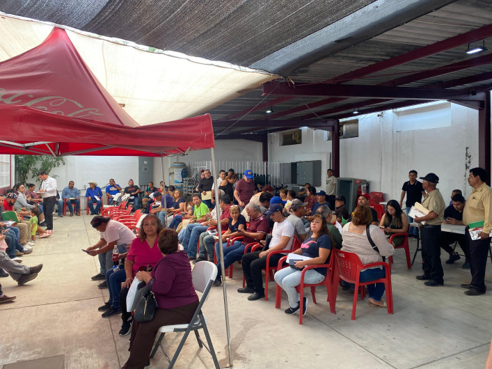 Abarrotan la Fiscal, concluyen beneficios 