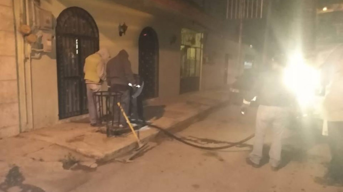 Comapa trabaja con equipo vactor