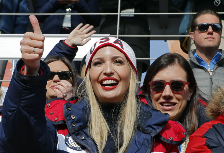 No es una mala idea armar a profesores: Ivanka Trump