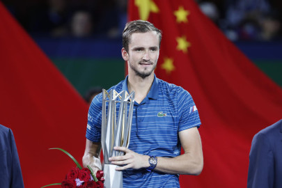Medvedev se corona en el Masters 1000 de Shanghái
