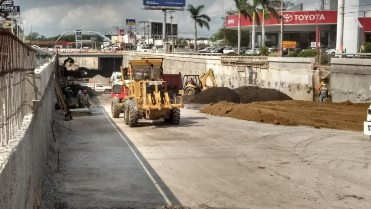 Enoja a tampiqueños 9 meses de retraso del paso inferior San Pedro 