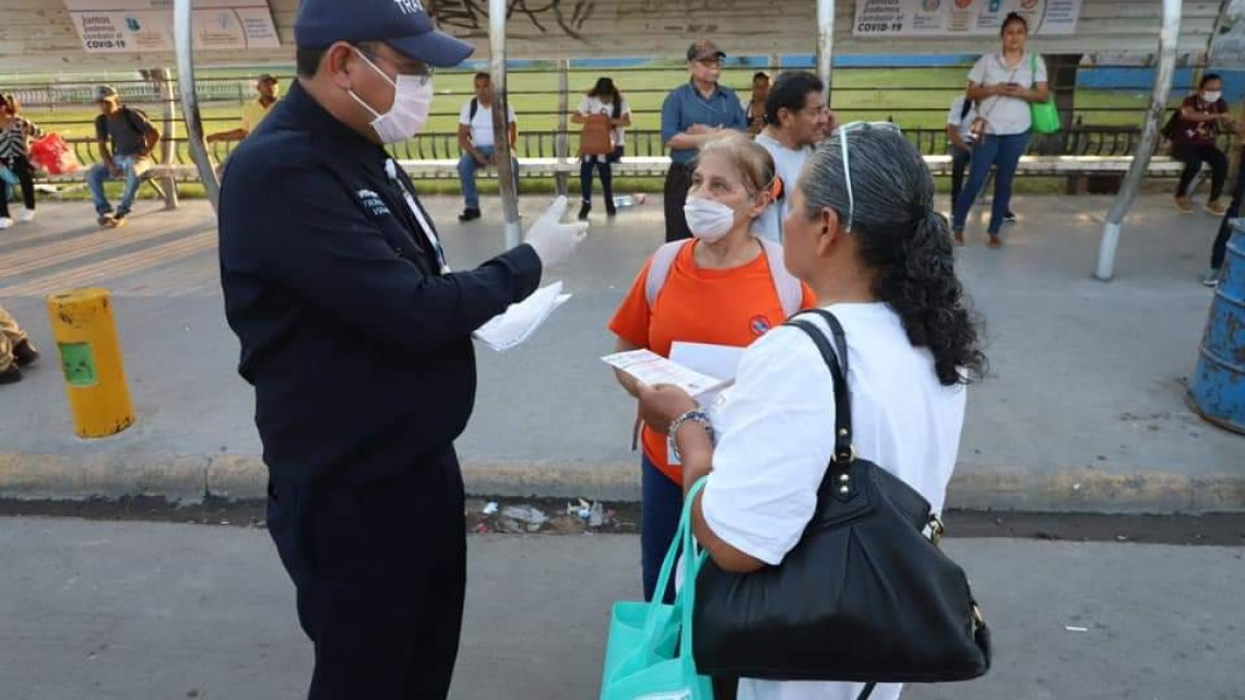 Difunde Gobierno Municipal medidas de prevención de la salud en transporte público
