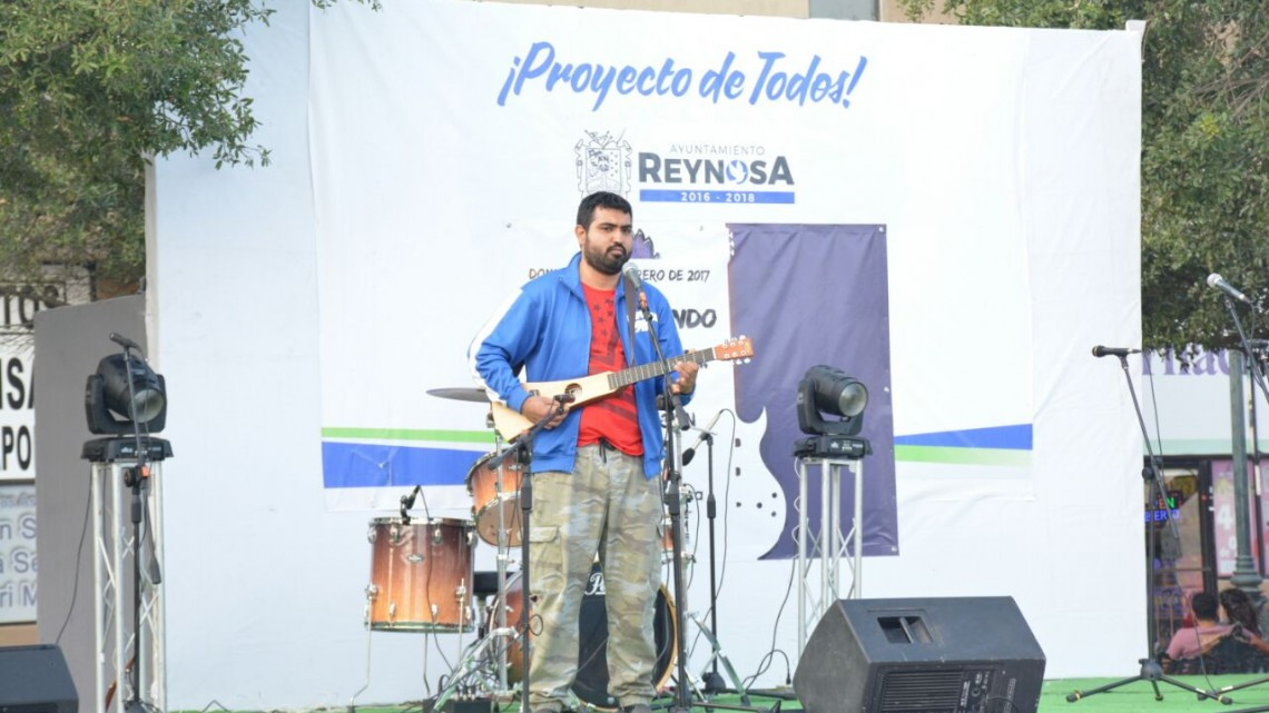 Rockanrolean por la Paz en la Plaza de la República