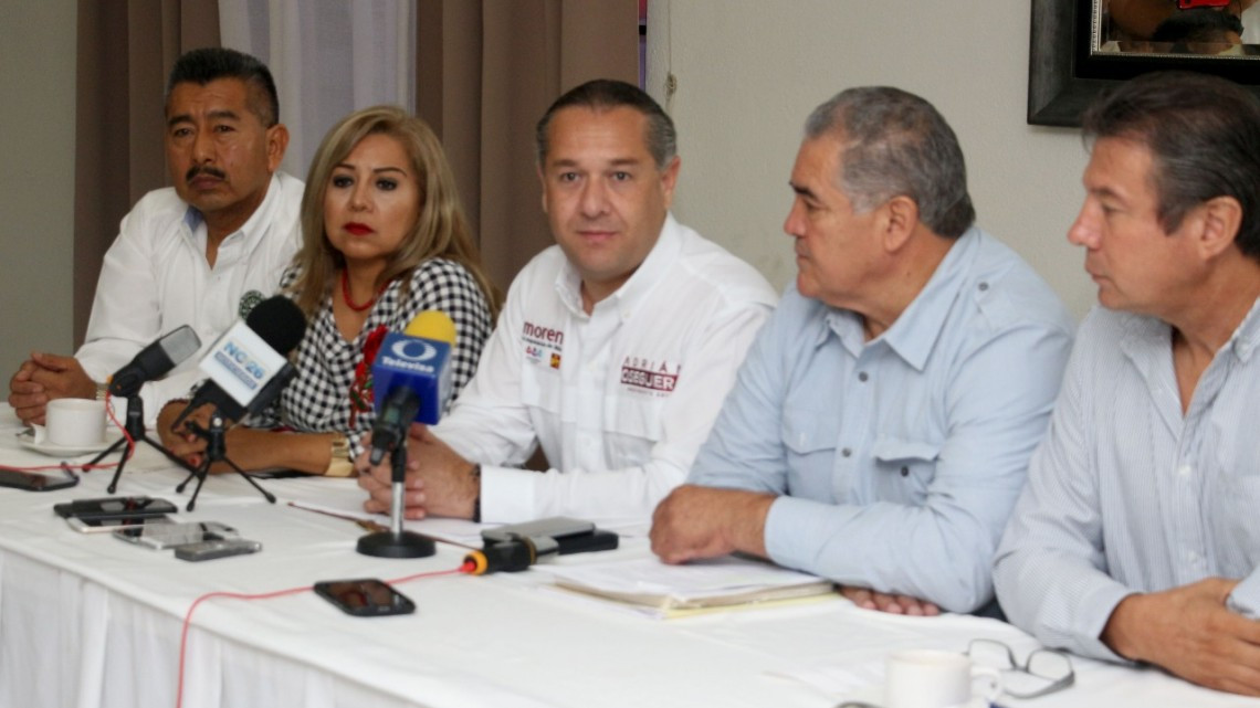 Sindicato de Telefonistas se suman a Adrián Oseguera