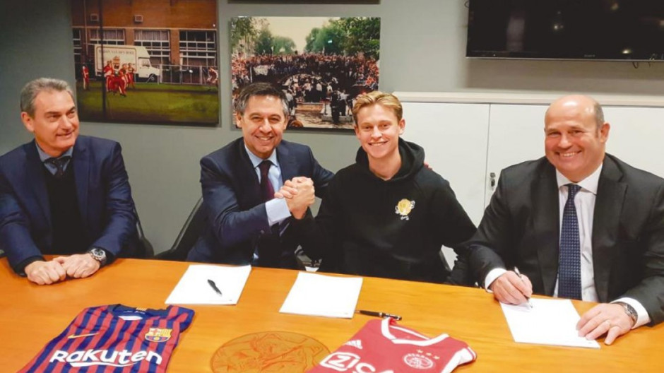 El Barcelona ficha a Frenkie de Jong