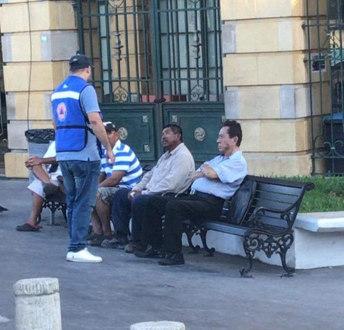 Pide Chucho Nader resguardar abuelitos