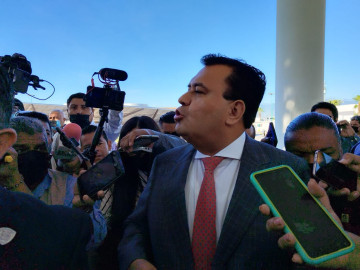 Fiscalía es autónoma y aún hay mucho: Irving Barrios 