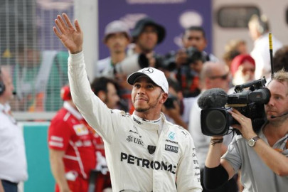 Hamilton se lleva la pole del Gran Premio de Malasia 