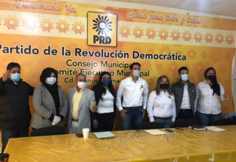 Presenta PRD a pre-candidatos militantes