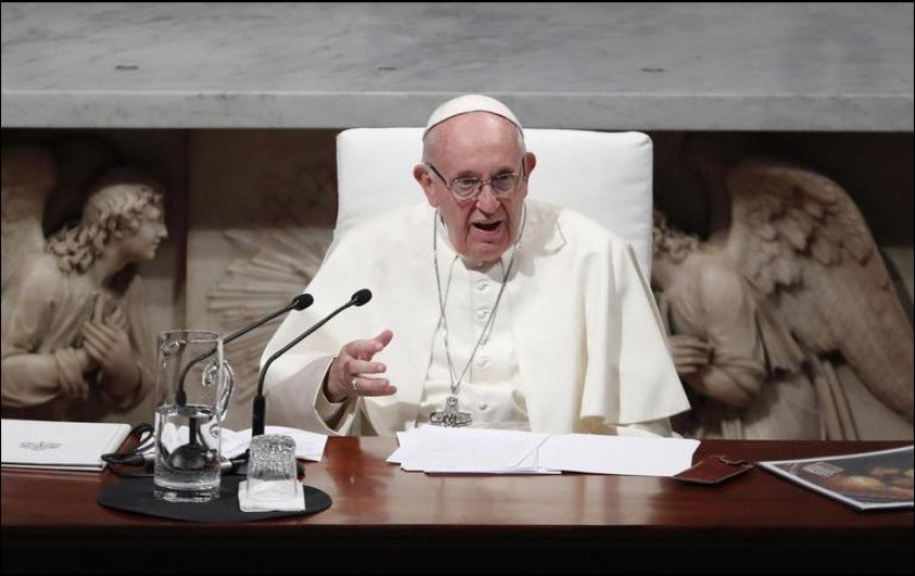 Pide el Papa Francisco a jóvenes consolar a personas que sufren en Navidad