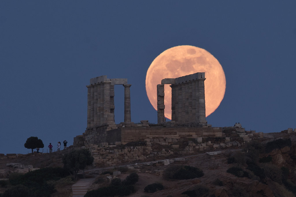 La impresionante luna llena que iluminó al mundo