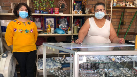 Sin ventas, agonizan artesanos del mercado Maclovio Herrera en Nuevo Laredo 