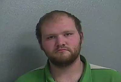 Padrastro educaba a niños con descargas eléctricas