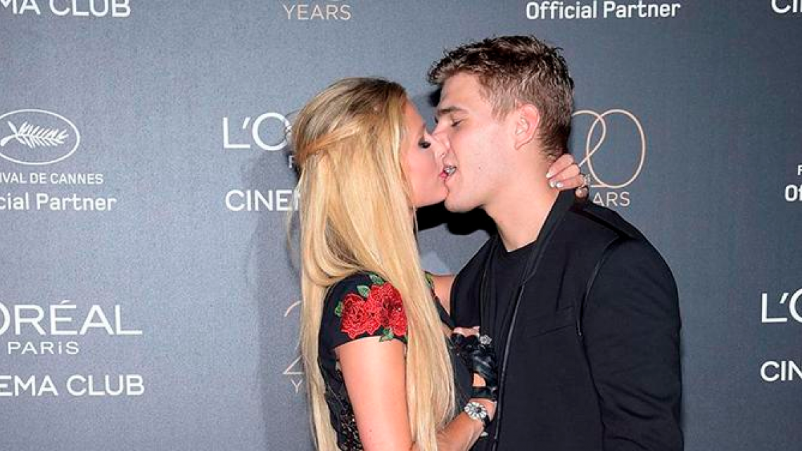 Paris Hilton pierde su anillo de compromiso