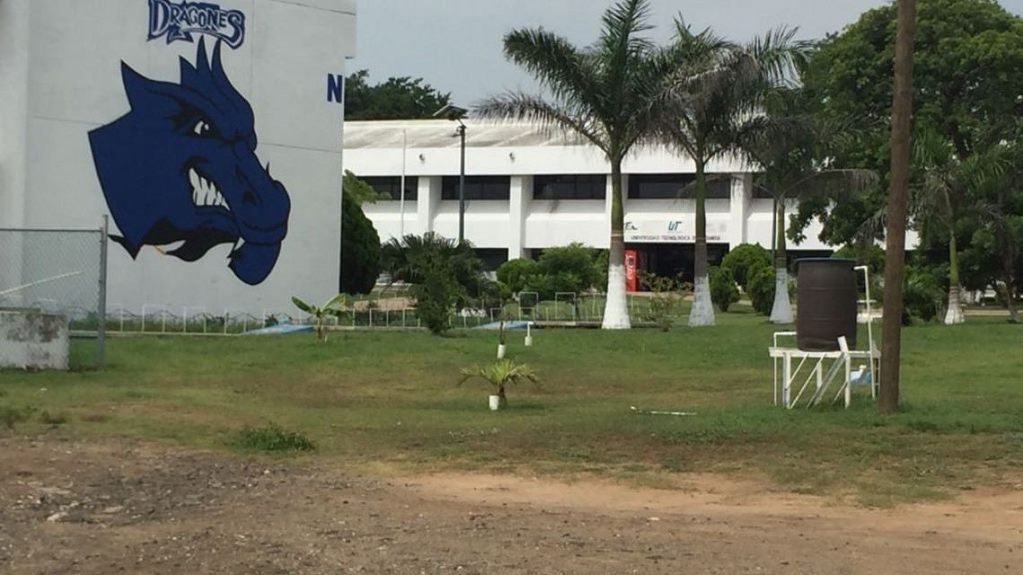 Espacios educativos insuficientes para demanda estudiantil en carreras profesionales