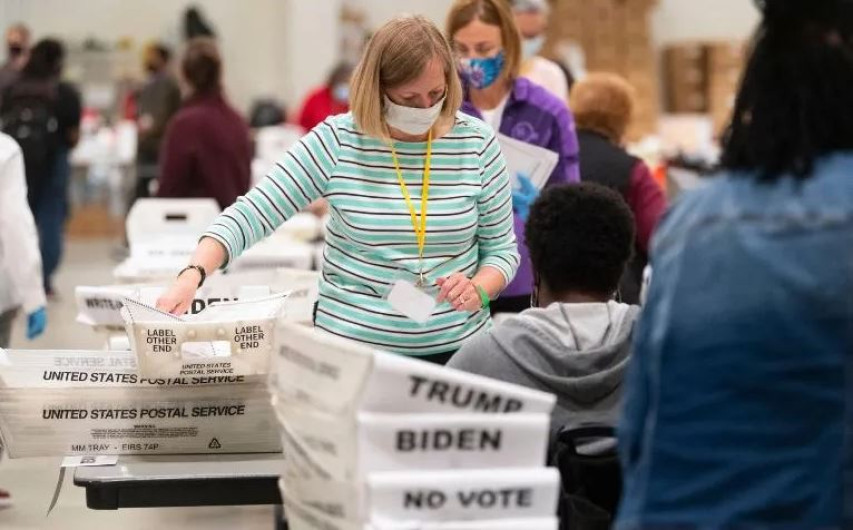 Califica Trump como "falso" el conteo manual de Georgia 