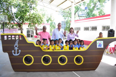 Organiza CAIC concurso de maquetas con materiales reciclados