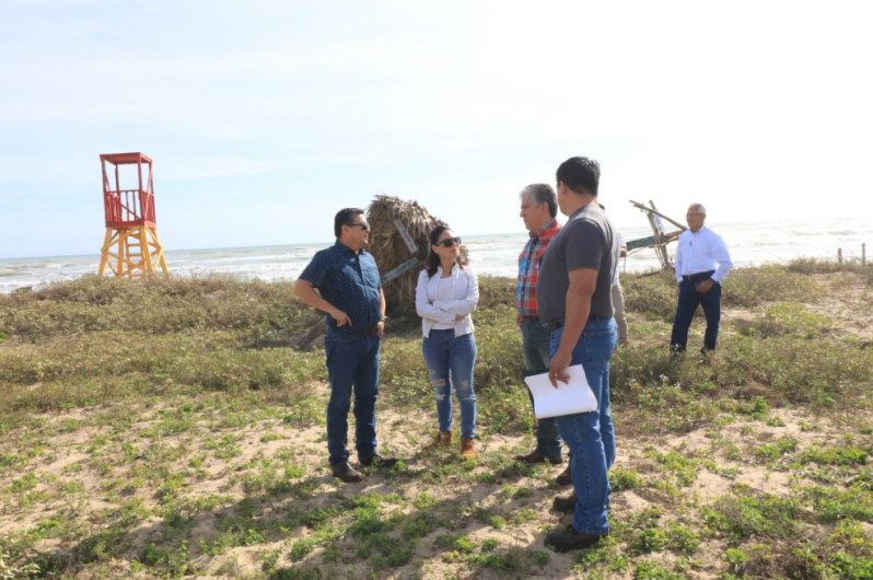 Activan trabajos para instalación de tirolesa, tobogán y canchas deportivas en Playa Bagdad