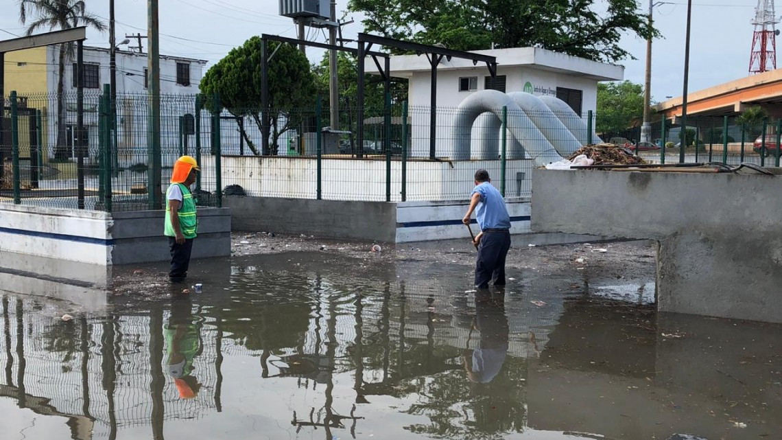 Lluvia inunda zonas bajas de Matamoros 