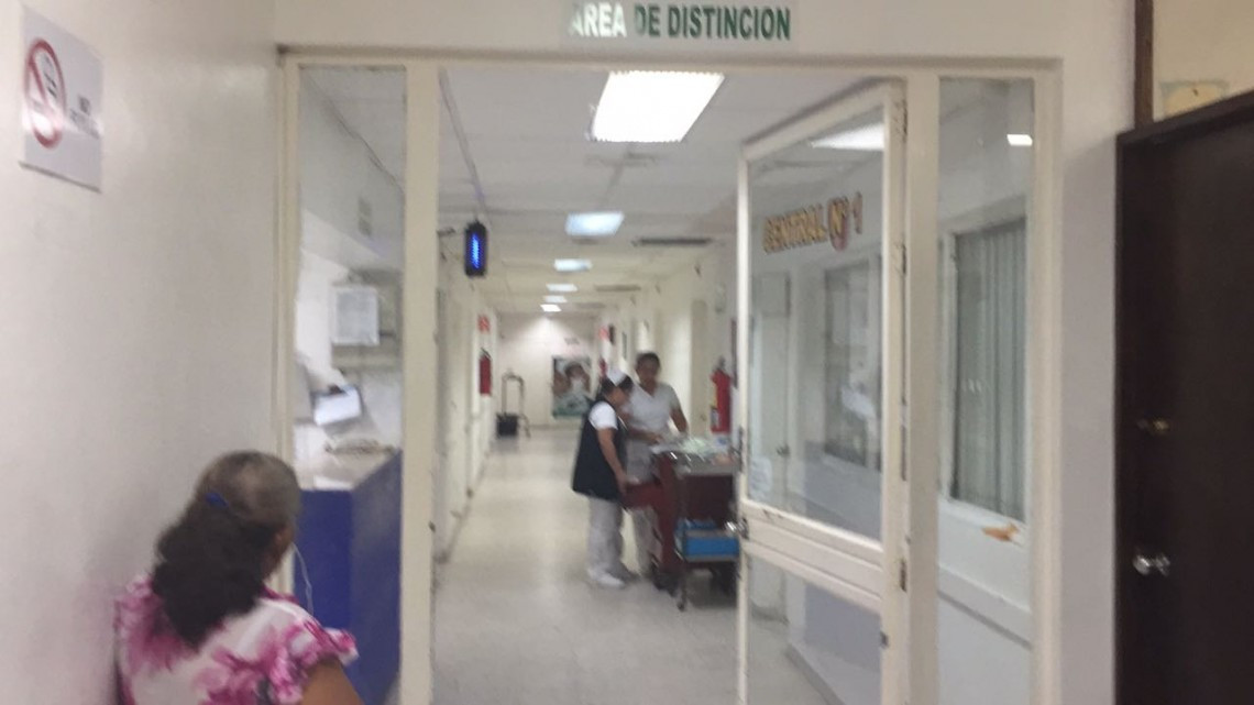 Siguen las goteras en el quirófano del hospital civil de Madero