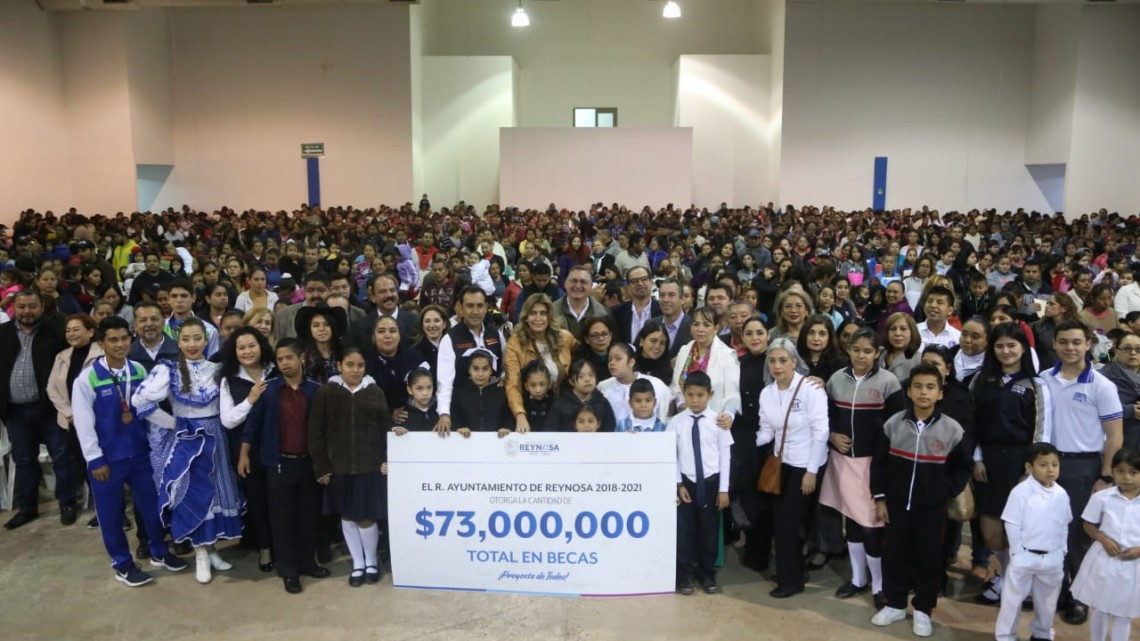 Destina Gobierno de Maki Ortiz 73 millones para estudiantes
