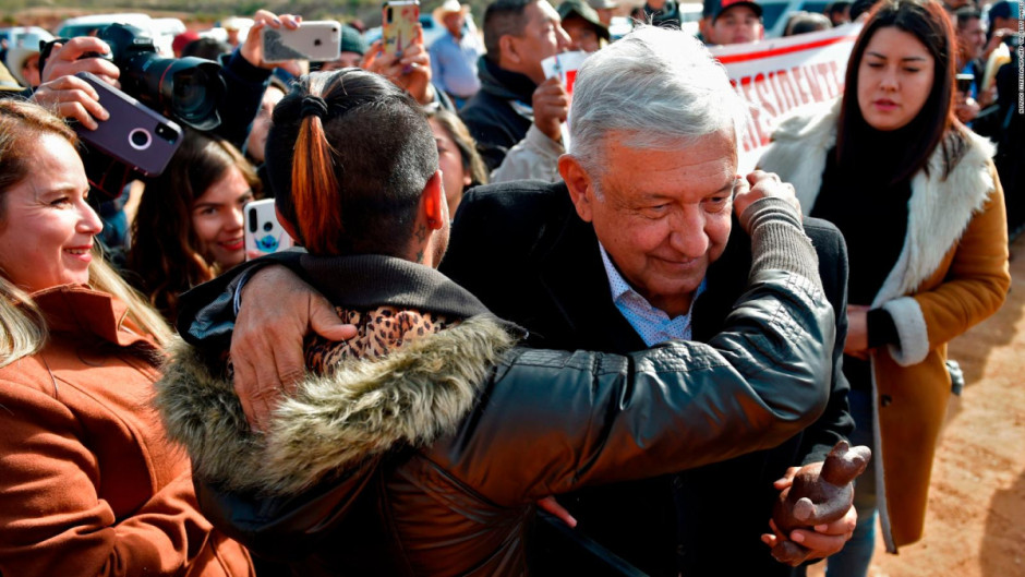 Giras de AMLO serán reanudadas a pesar de la contingencia 